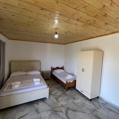 Oni Apartments Ksamil Eksteriør billede