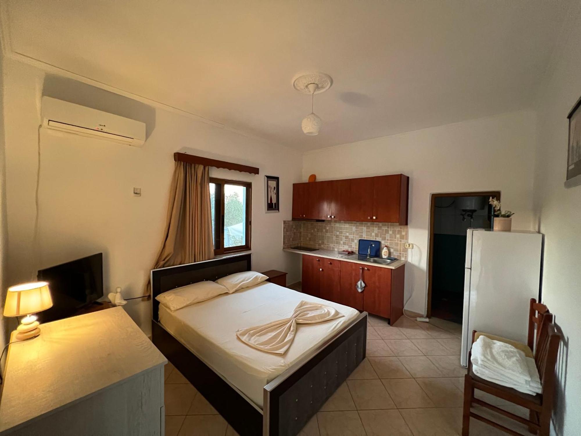 Oni Apartments Ksamil Eksteriør billede
