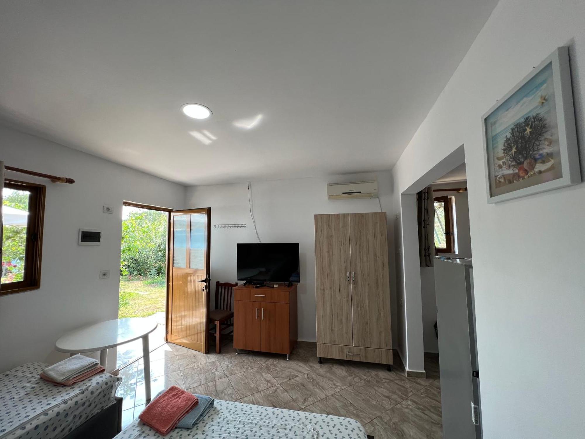 Oni Apartments Ksamil Eksteriør billede