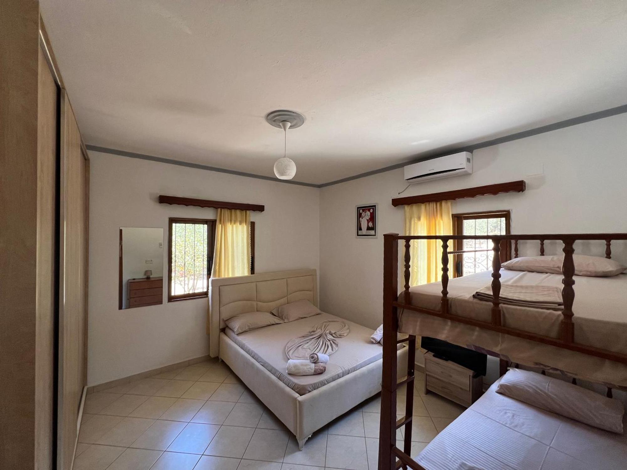 Oni Apartments Ksamil Eksteriør billede
