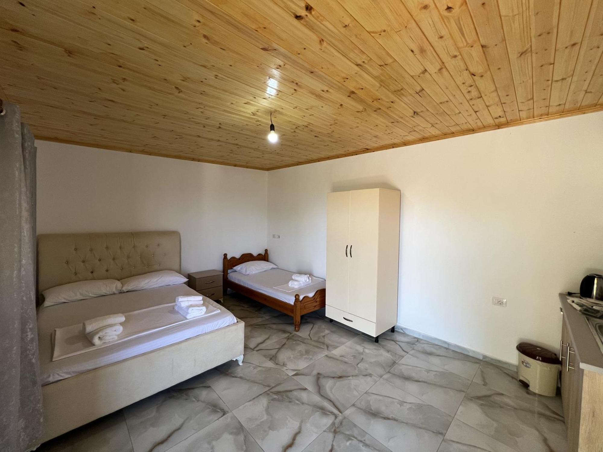 Oni Apartments Ksamil Eksteriør billede