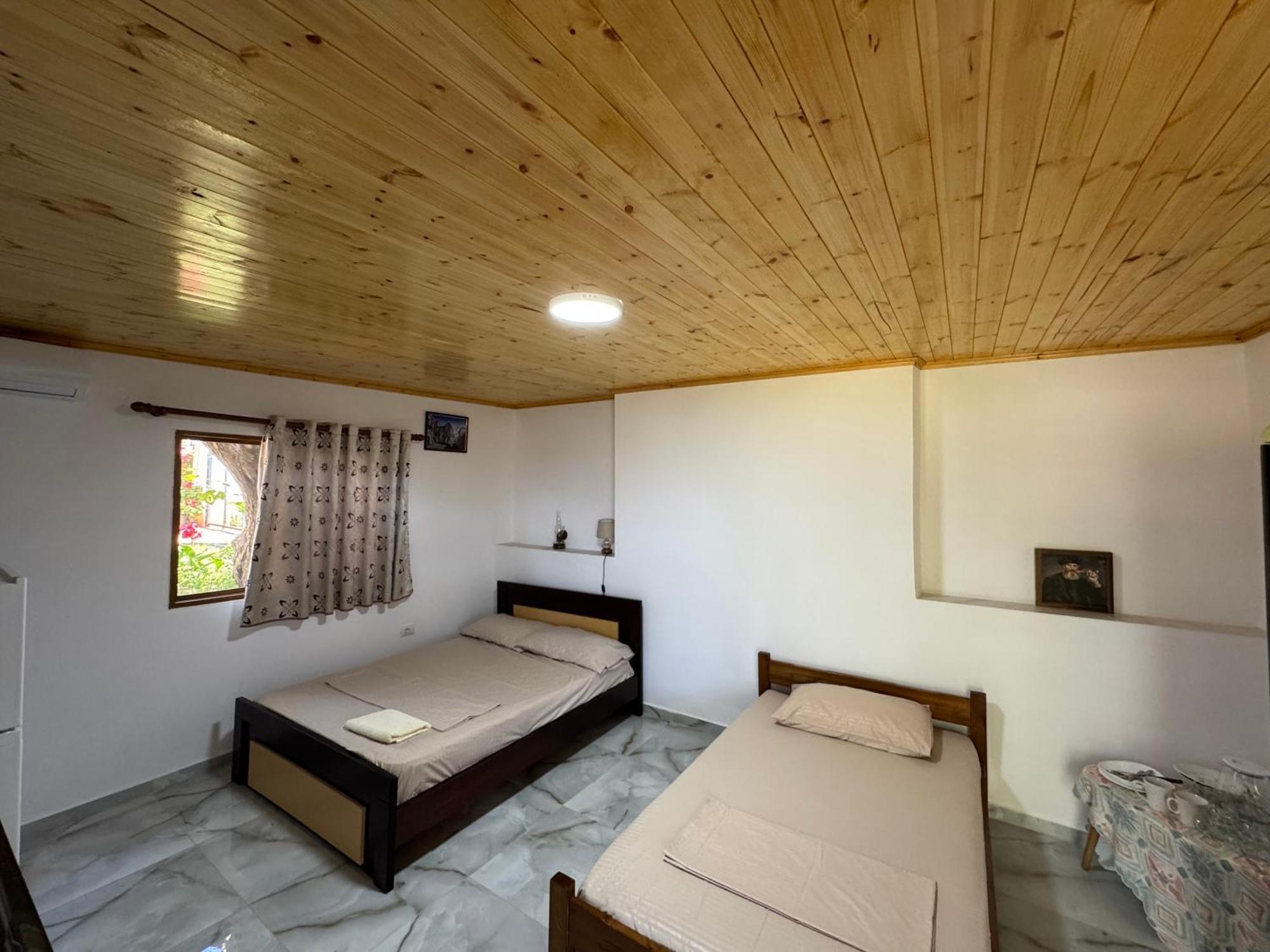 Oni Apartments Ksamil Eksteriør billede