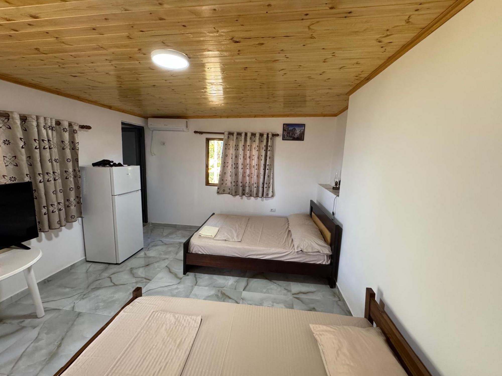 Oni Apartments Ksamil Eksteriør billede