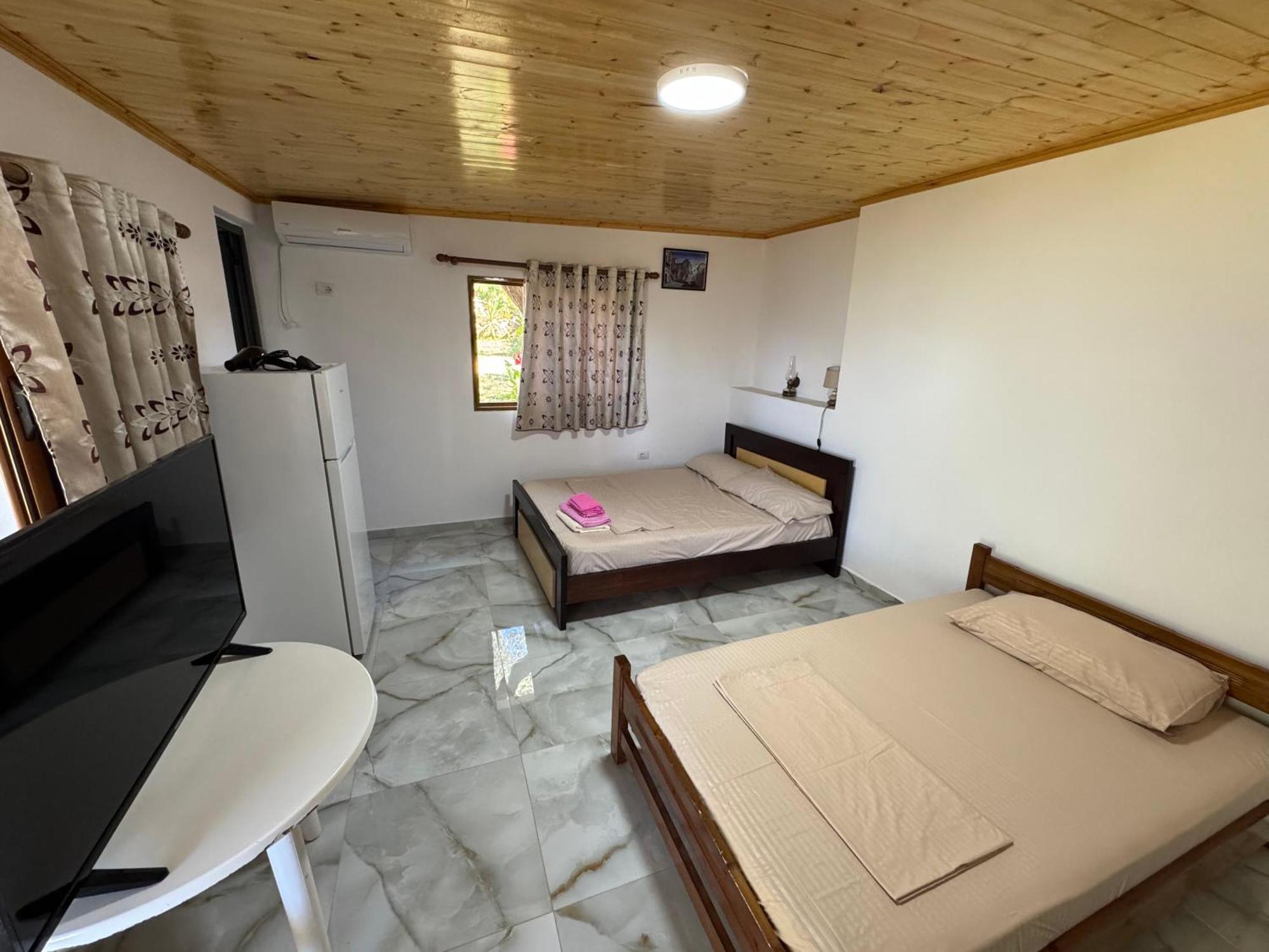 Oni Apartments Ksamil Eksteriør billede