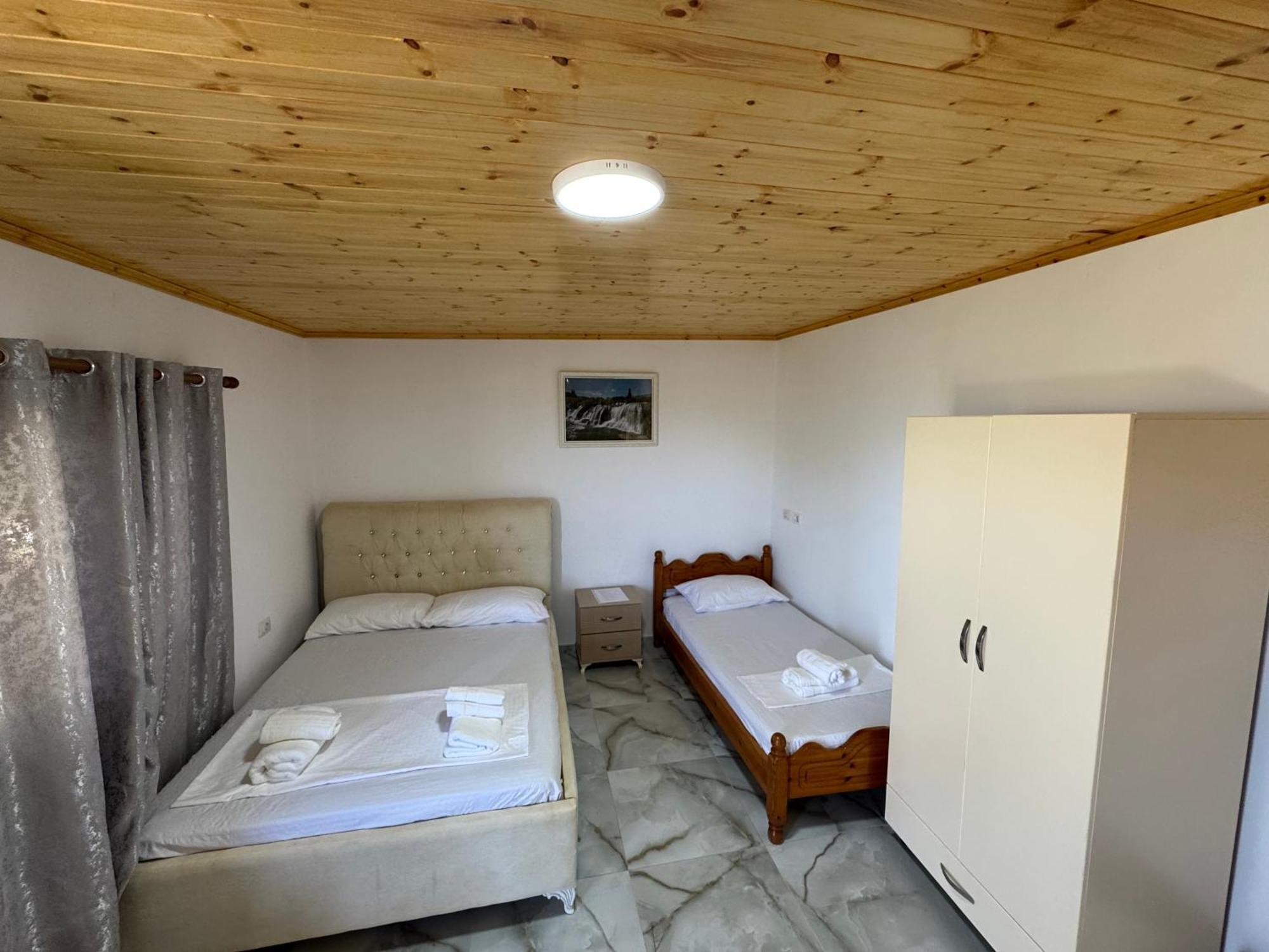 Oni Apartments Ksamil Eksteriør billede